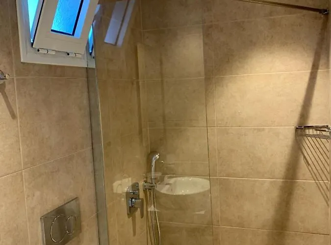 Noufaro 호텔 마일로포타스