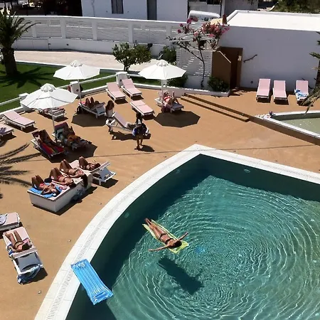 Noufaro Hotel