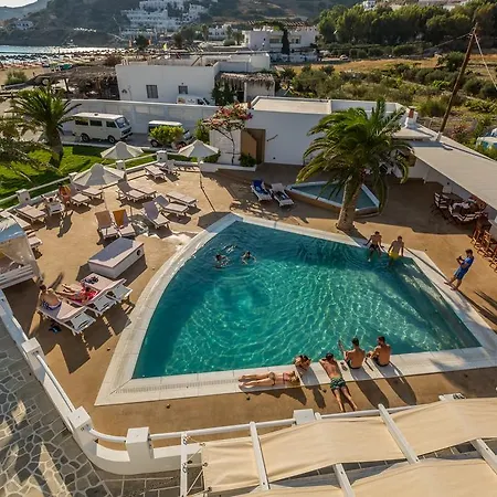 Noufaro Hotel